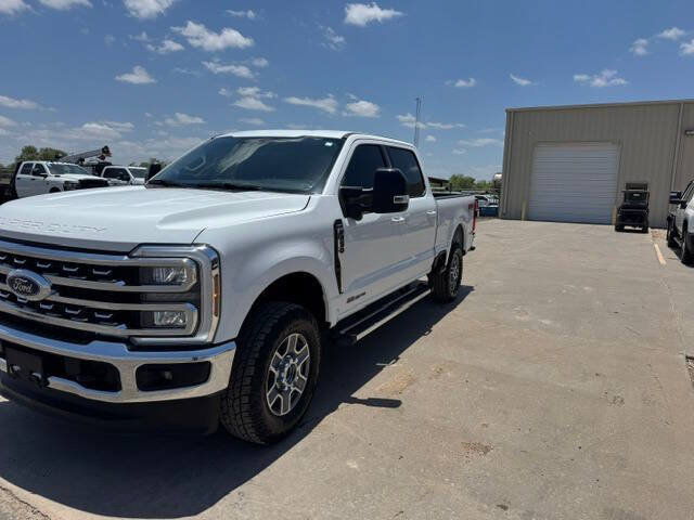 Used 2025 Ford F250 Lariat w/ FX4 Off-Road Package AWD/4WD image 5