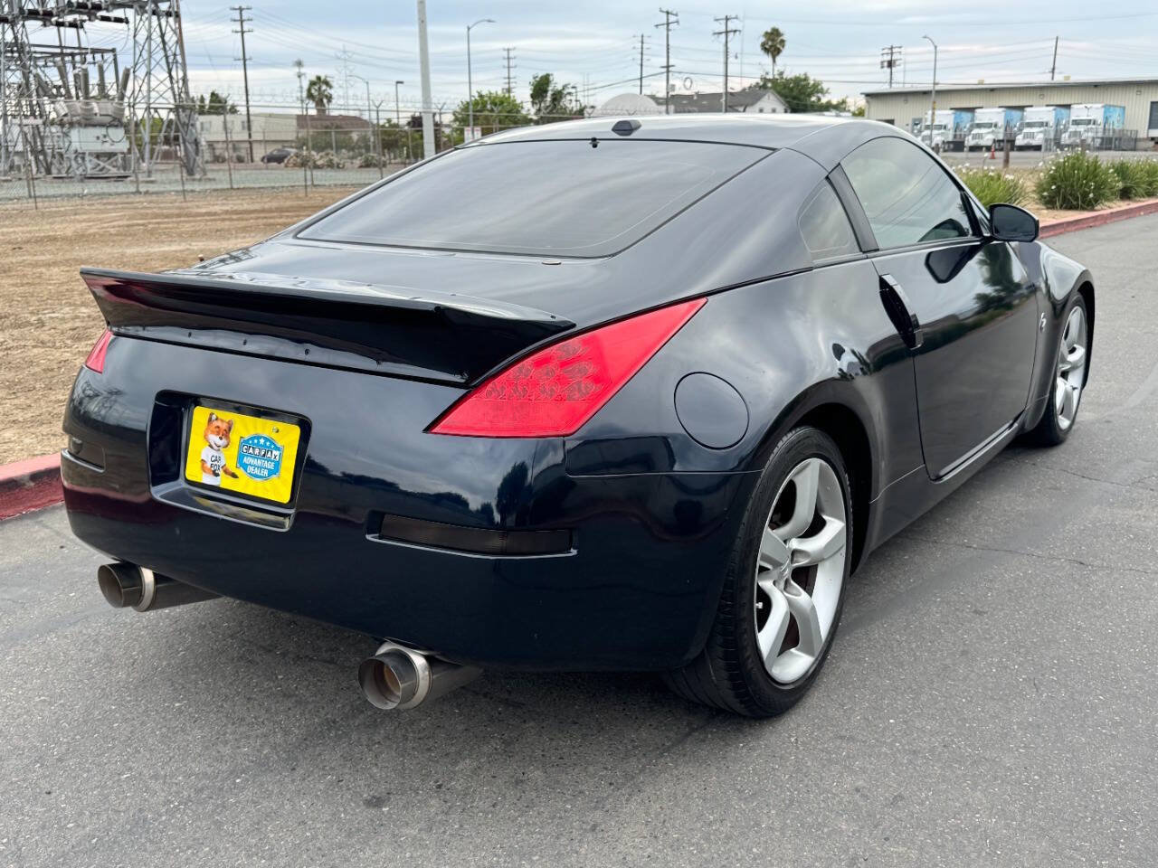 Used 2008 Nissan 350Z Touring w/ Cargo Convenience Pkg RWD image 2