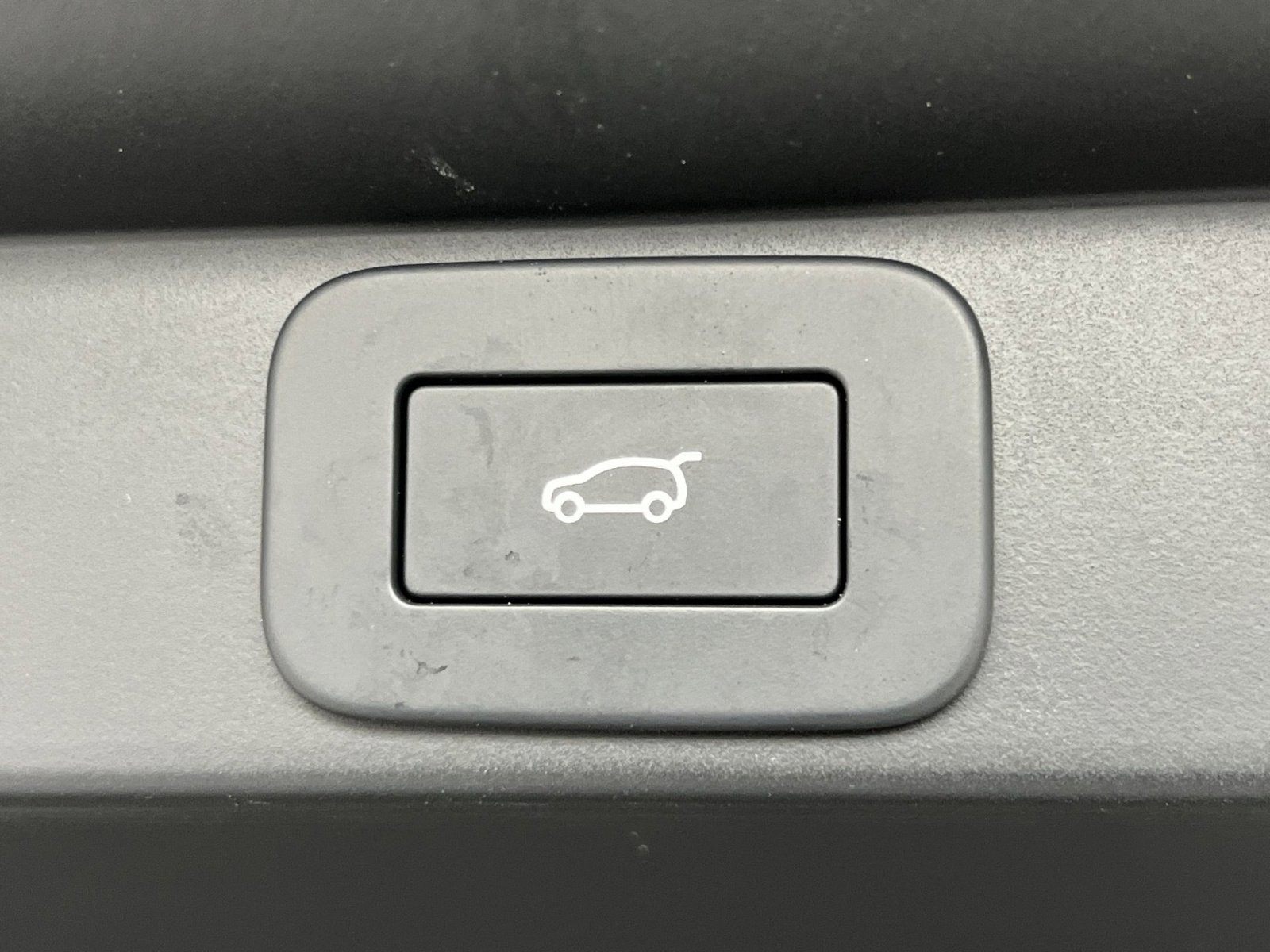 Used 2025 Land Rover Range Rover Autobiography image 25