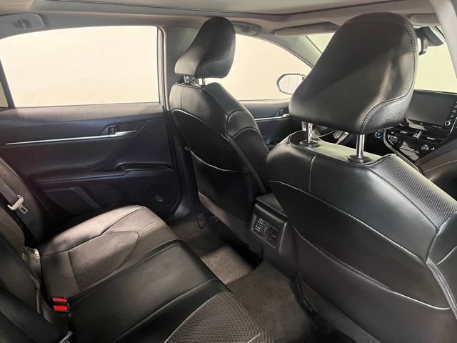 Used 2022 Toyota Camry XSE w/ Navigation Package image 15
