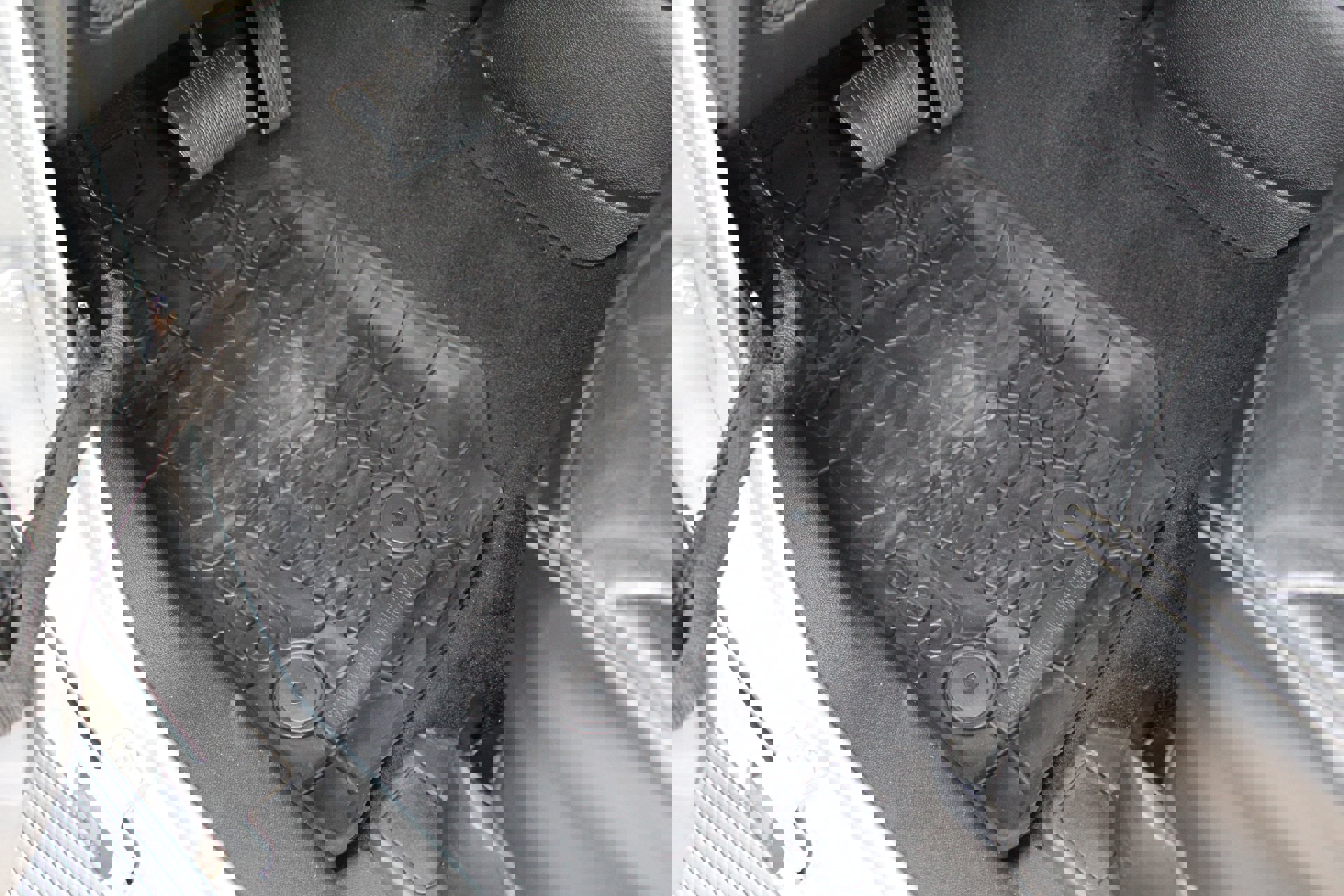 Used 2014 Jeep Wrangler Rubicon w/ Power Convenience Group image 24