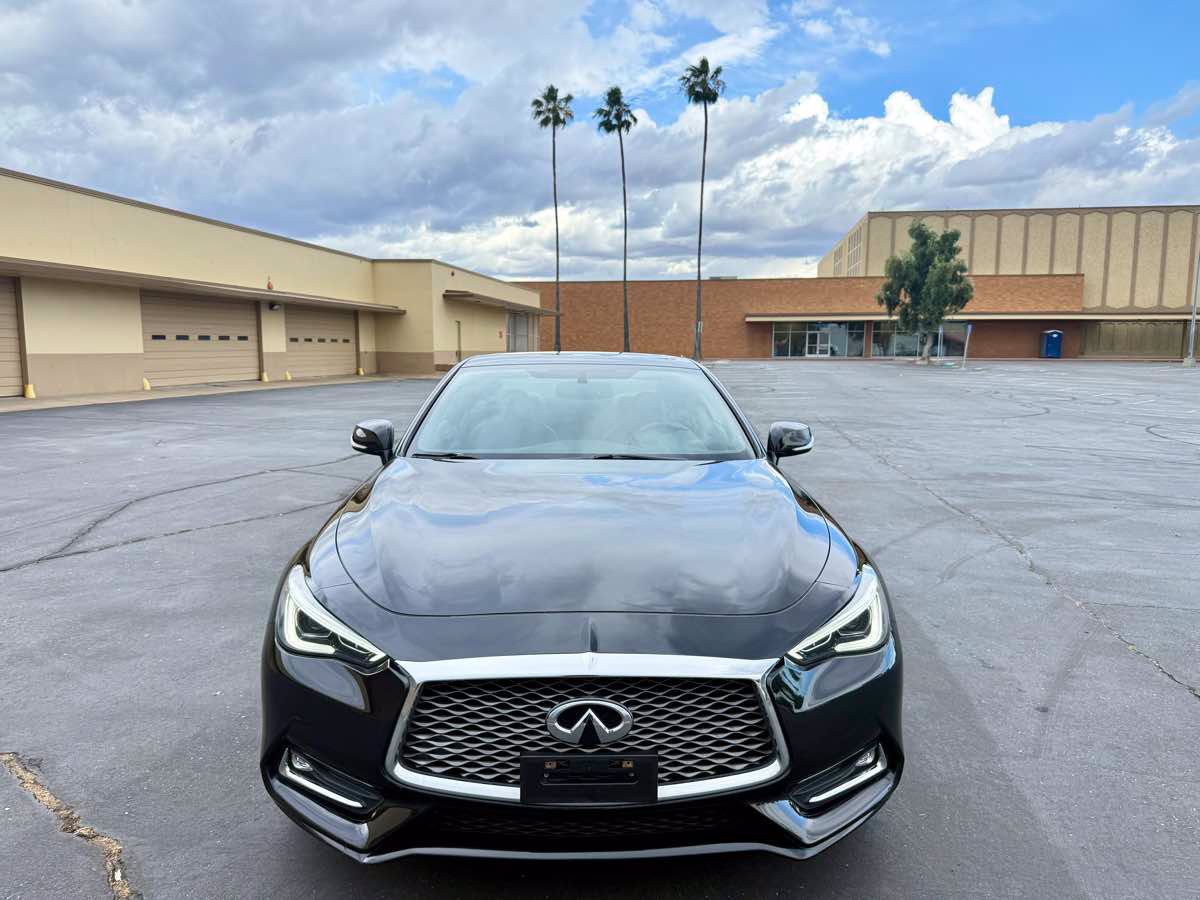 Used 2018 INFINITI Q60 Red Sport 400 w/ Sensory Package 3.0T Sport AWD/4WD image 2