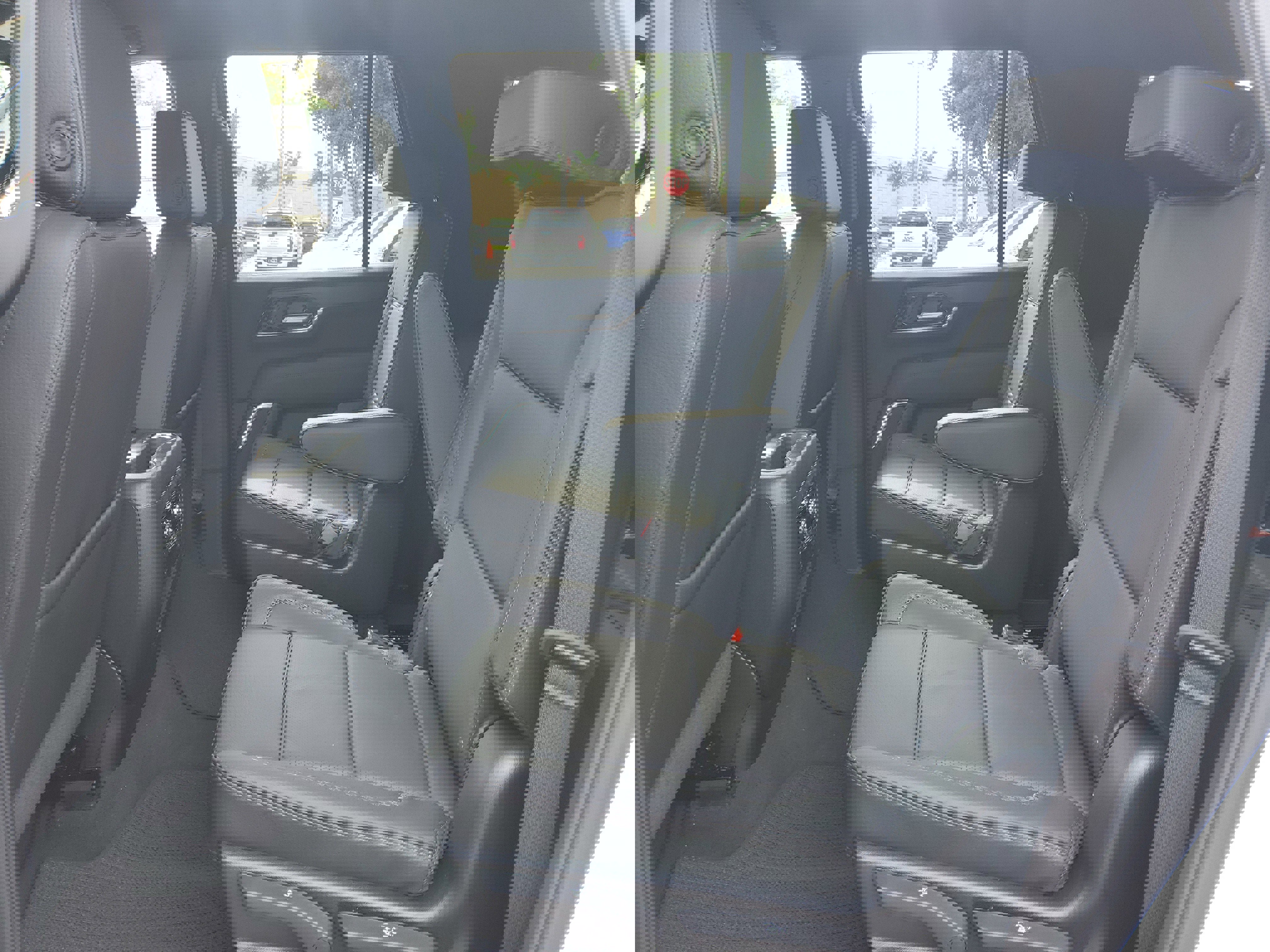 New 2026 GMC Yukon Denali image 6