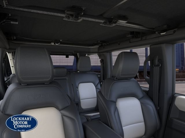 New 2026 Ford Bronco Outer Banks w/ Sasquatch Package AWD/4WD image 12