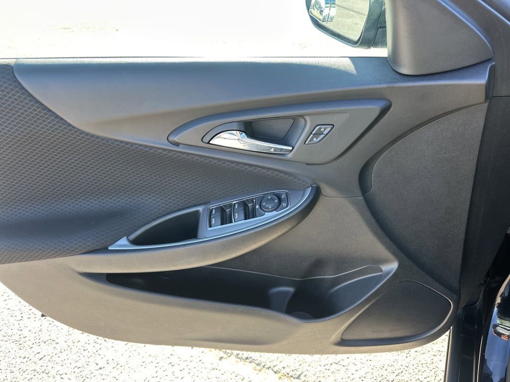Used 2024 Chevrolet Malibu LT image 24