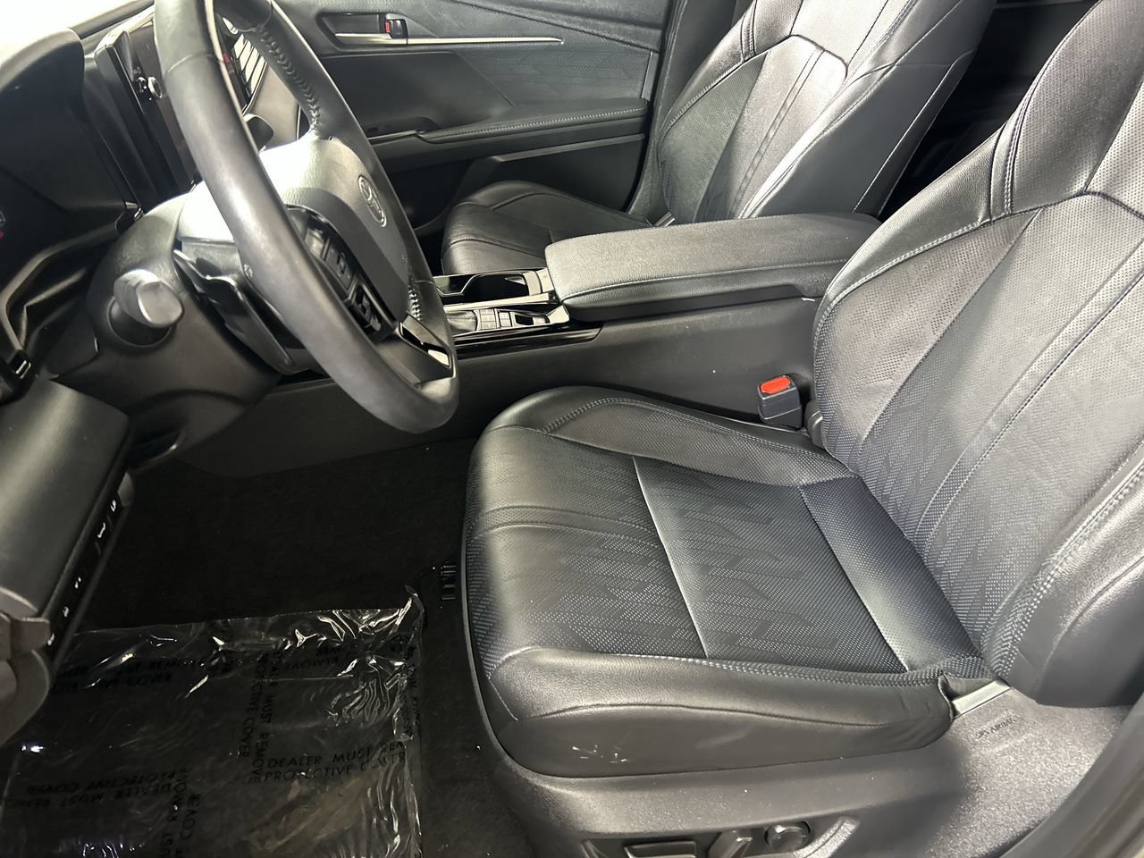 Used 2025 Toyota Camry XSE FWD image 21