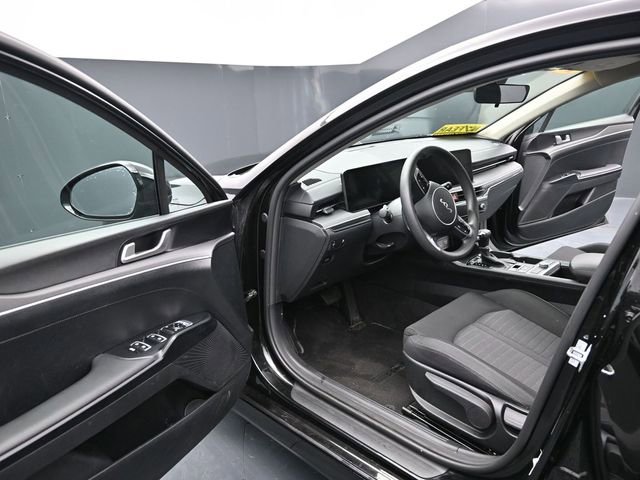 Used 2025 Kia K5 LXS image 12