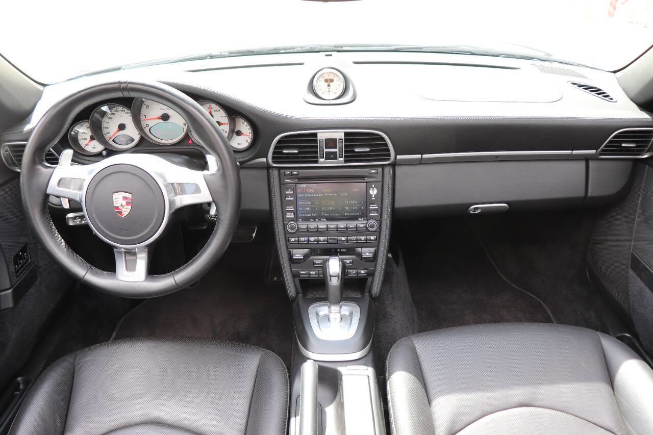 Used 2010 Porsche 911 Turbo image 25