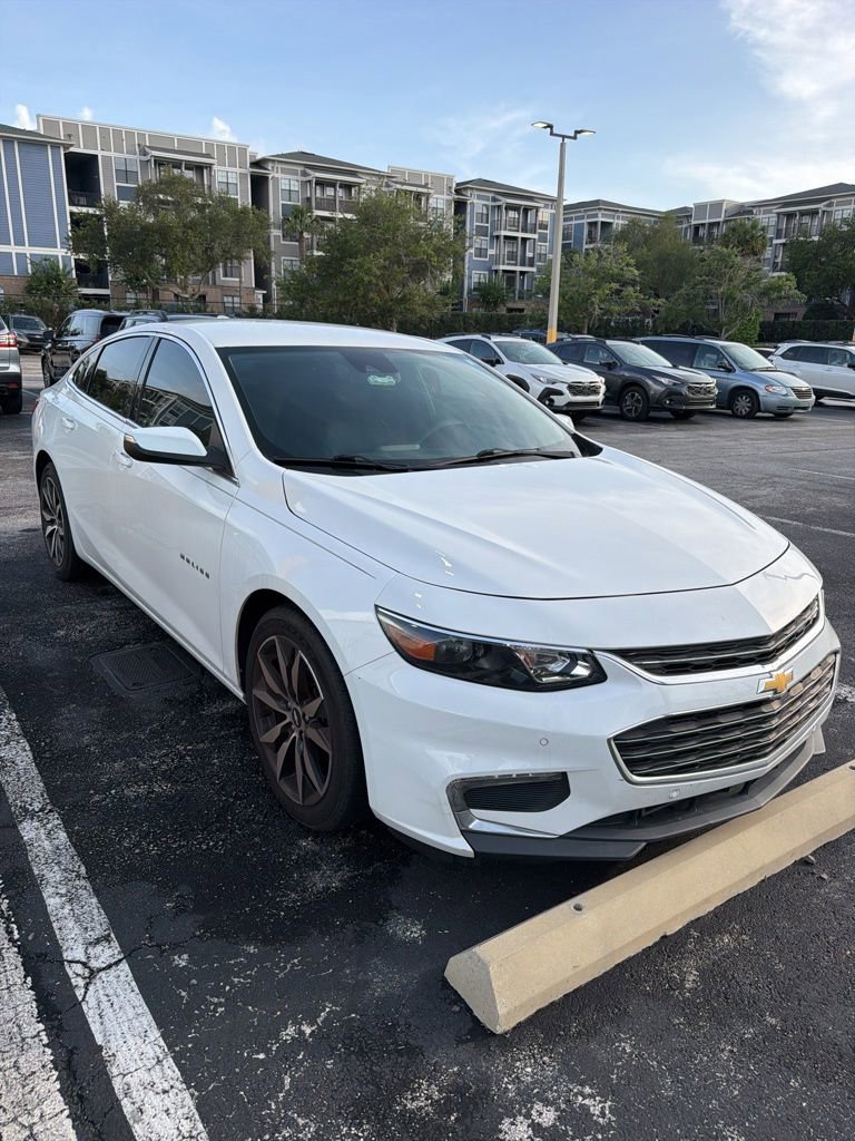 Used 2016 Chevrolet Malibu LT FWD image 2