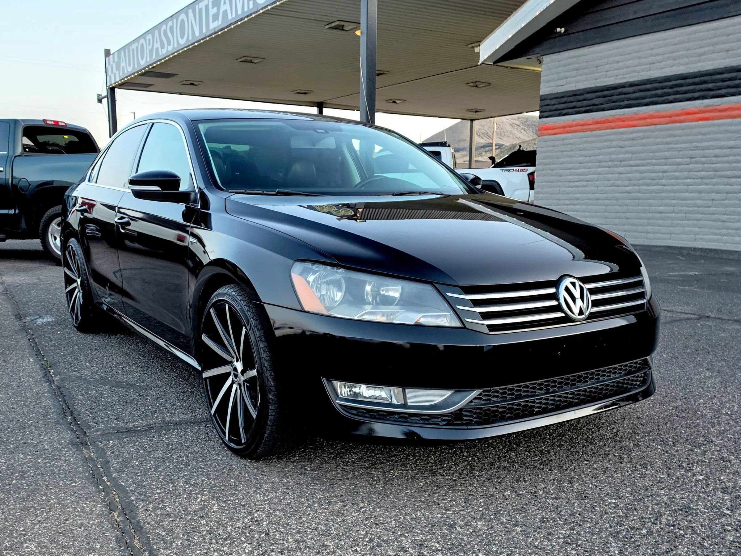 Used 2015 Volkswagen Passat 1.8T Limited Edition FWD image 7