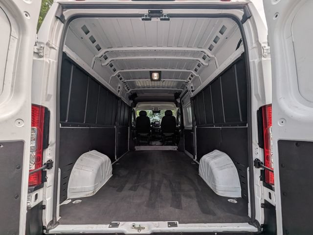 Used 2025 RAM ProMaster 2500 w/ Convenience Group FWD image 29