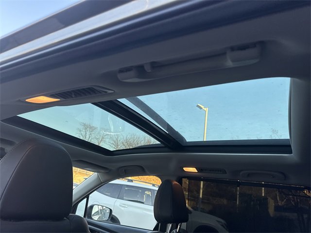 Certified 2023 Subaru Ascent Limited w/ Technology Package image 16