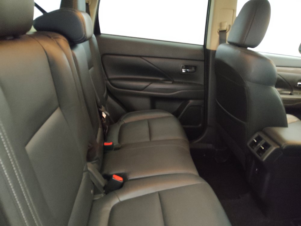 Used 2019 Mitsubishi Outlander GT AWD/4WD image 19