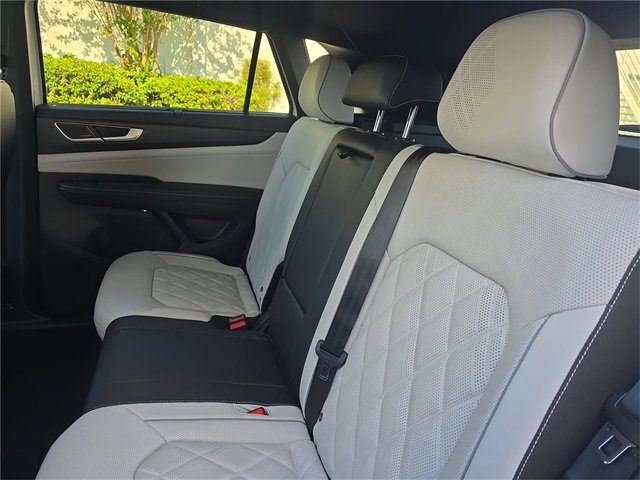 New 2026 Volkswagen Atlas Cross Sport SEL Premium R-Line image 13