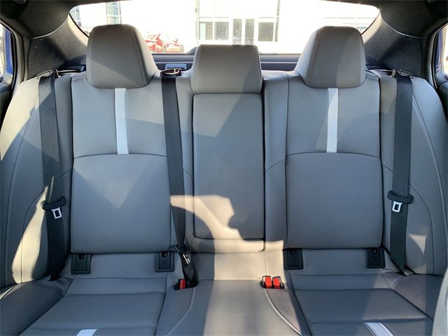 Used 2025 Toyota Camry SE image 30