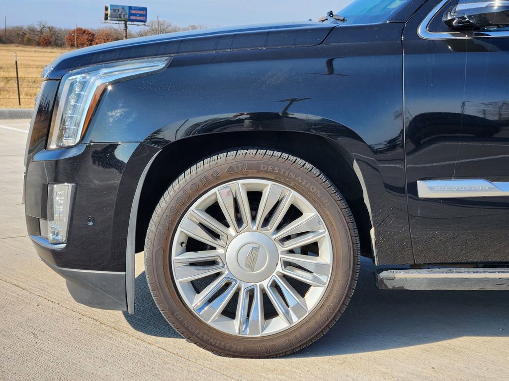 Used 2019 Cadillac Escalade ESV Platinum image 6