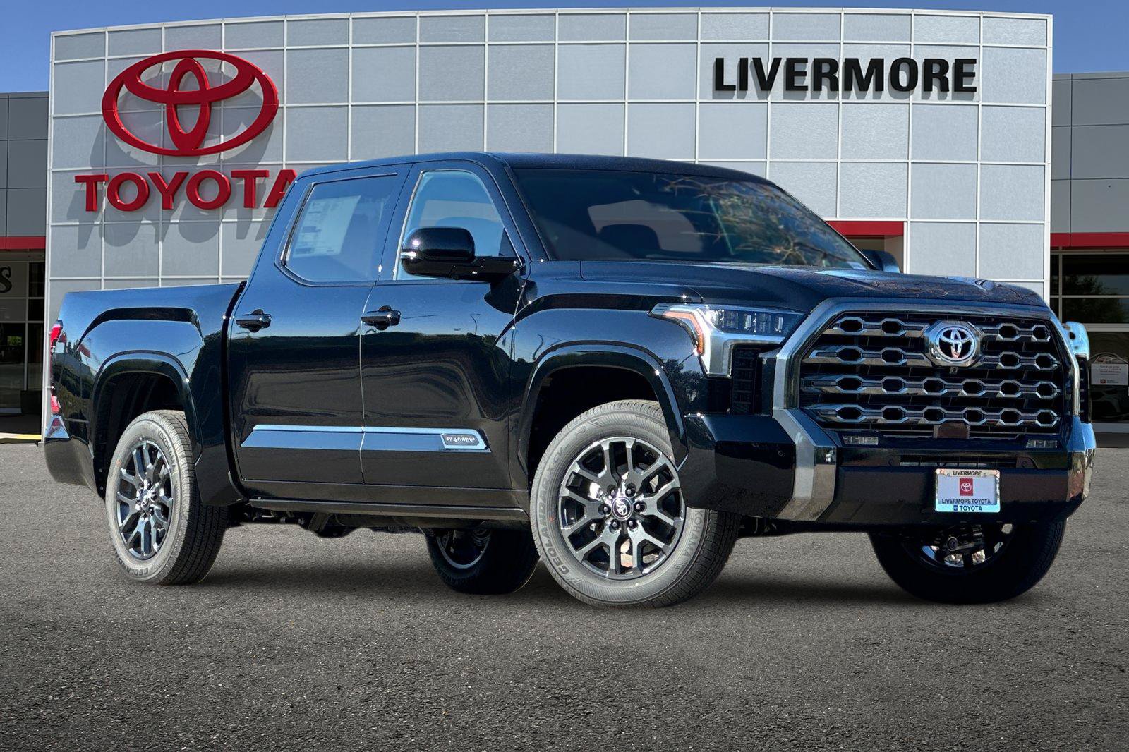 New 2026 Toyota Tundra Platinum AWD/4WD image 2