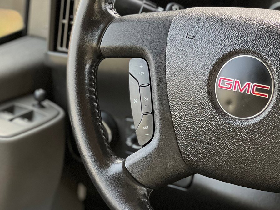 Used 2023 GMC Savana 2500 w/ Driver Convenience Package image 11
