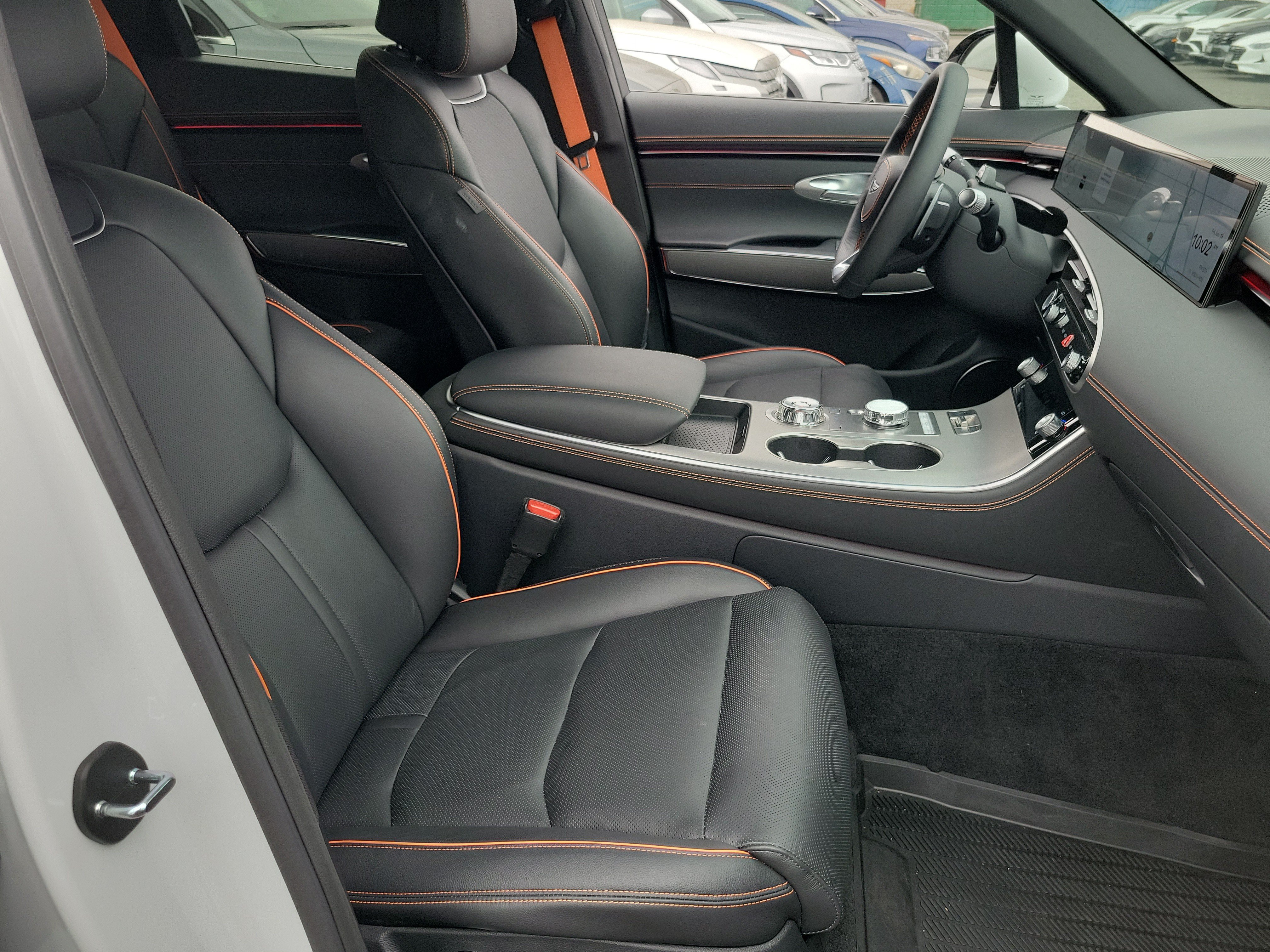 Certified 2026 Genesis GV70 3.5T Sport Advanced AWD/4WD image 21