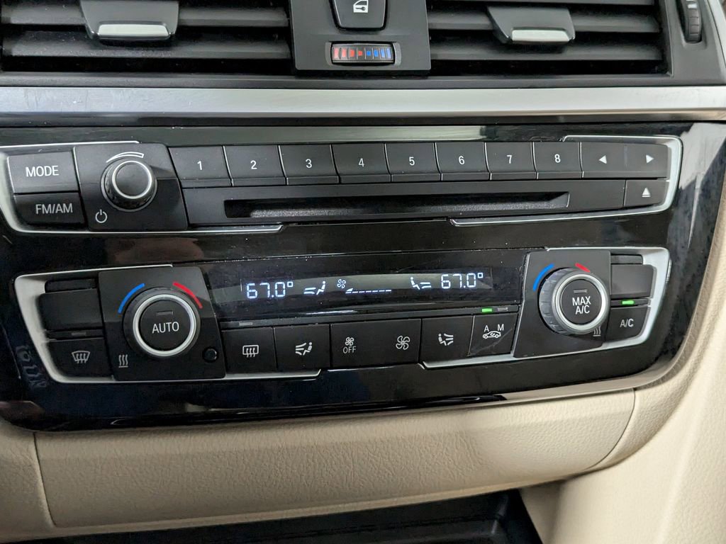 Used 2018 BMW 320i Sedan RWD image 20