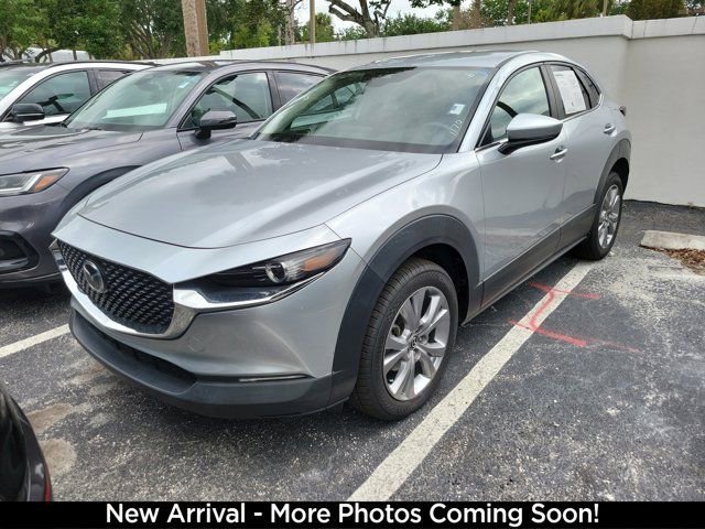 Used 2021 MAZDA CX-30 FWD 2.5 S w/ Select Package image 4