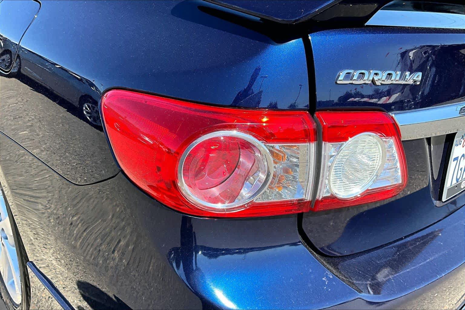 Used 2011 Toyota Corolla S FWD image 28