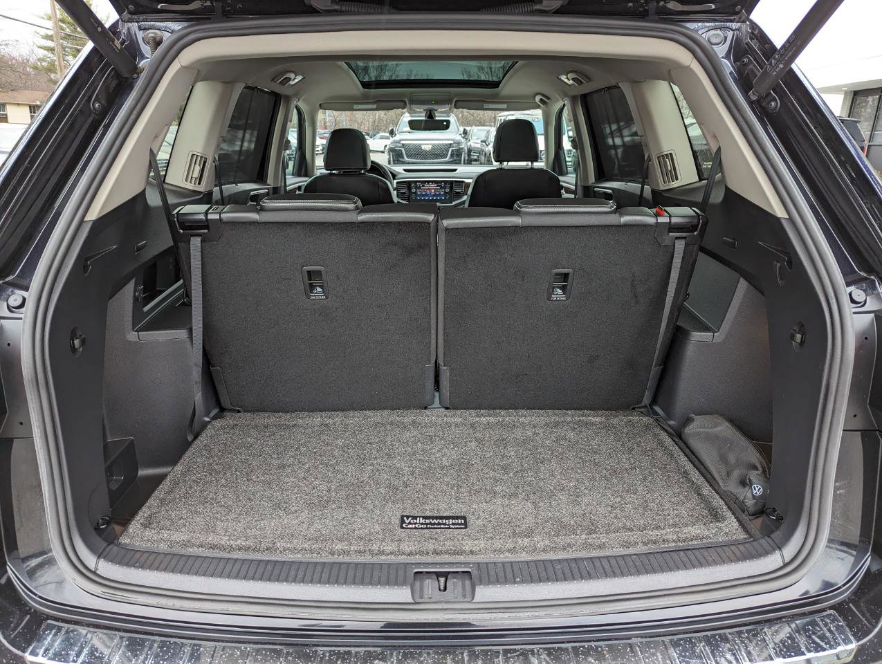 Used 2023 Volkswagen Atlas SE w/ Panoramic Sunroof Package image 44