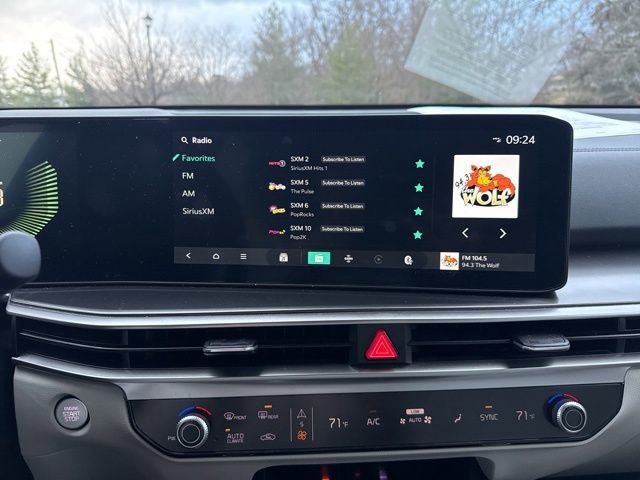 Used 2025 Kia Sorento S image 20