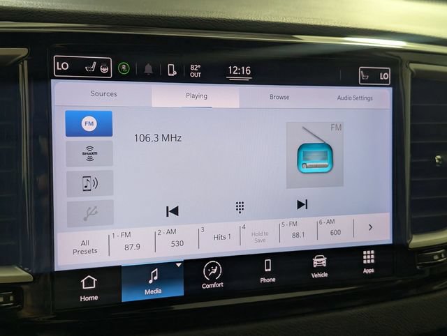 Used 2022 Chrysler Pacifica Touring-L FWD image 20