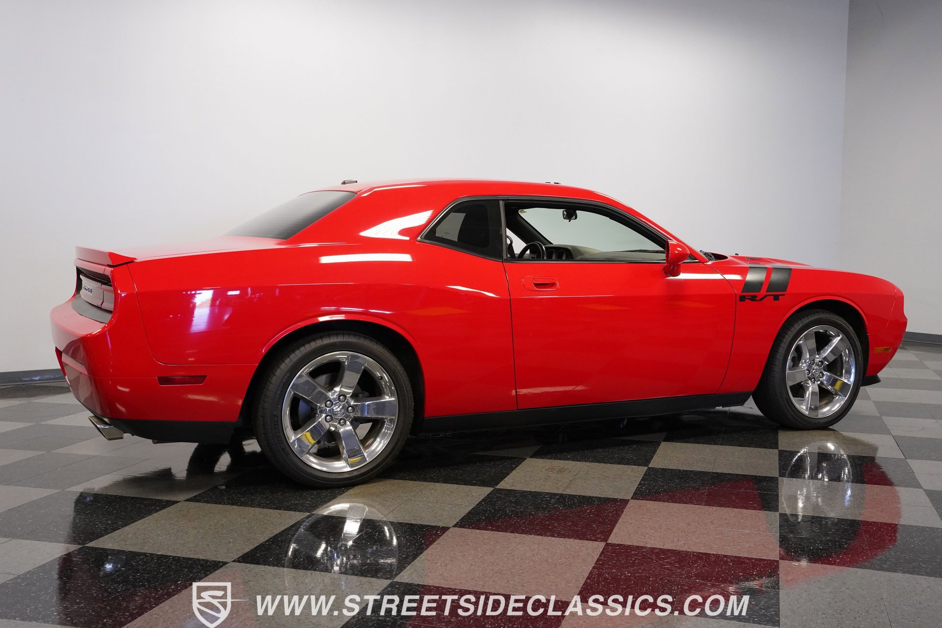 Used 2009 Dodge Challenger R/T image 13