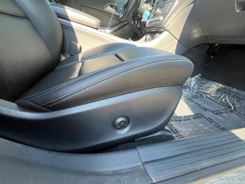 Used 2018 Mercedes-Benz CLA 250 image 42