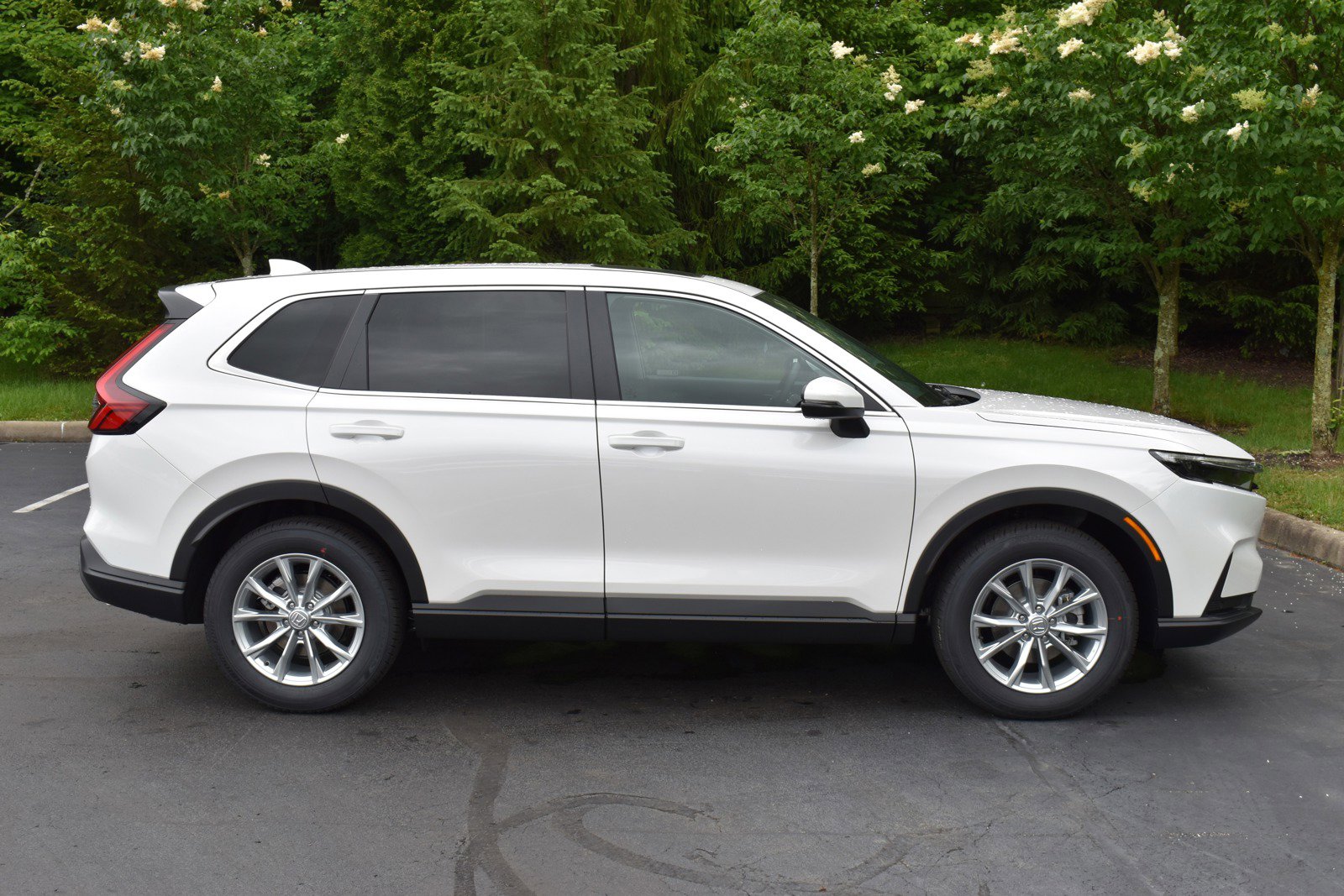 New 2025 Honda CR-V EX-L image 9