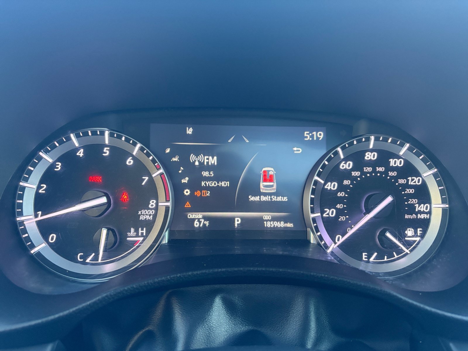 Used 2022 Toyota Highlander XLE AWD/4WD image 19