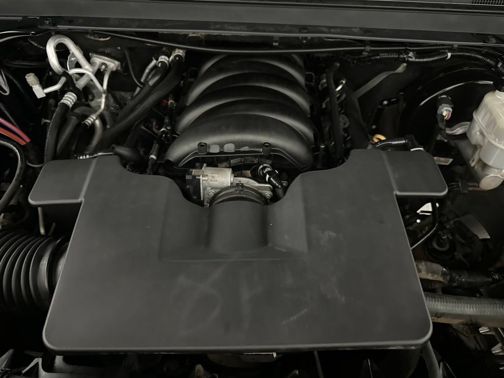 Used 2019 GMC Yukon SLT w/ Graphite Performance Edition RWD image 7