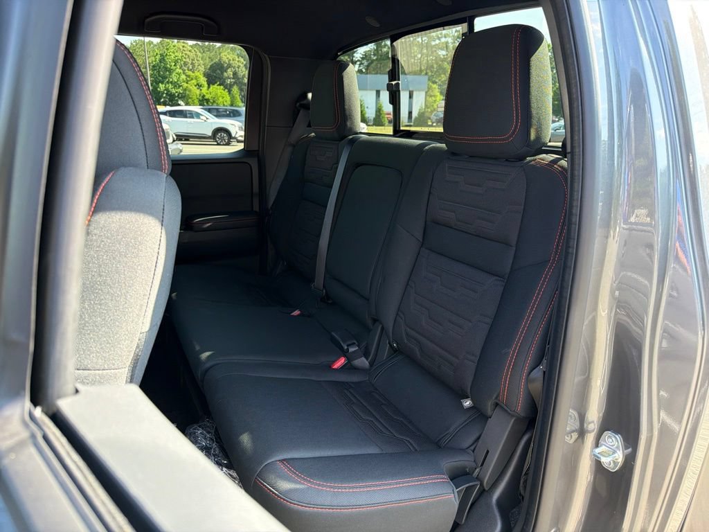 New 2026 Nissan Frontier PRO-4X AWD/4WD image 17
