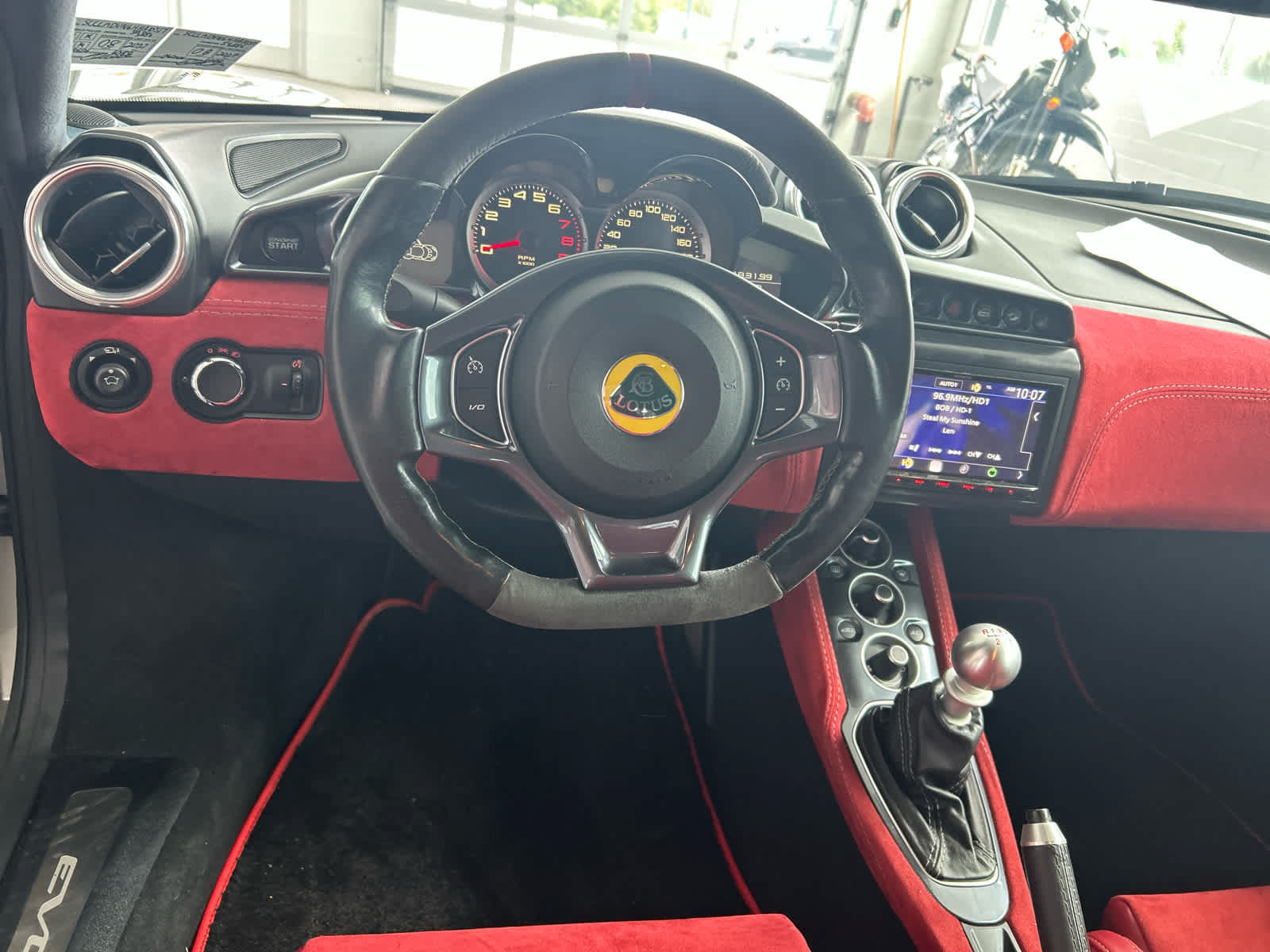 Used 2017 Lotus Evora 400 RWD image 8