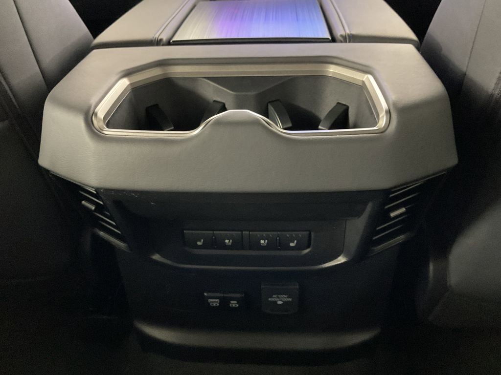 New 2026 Toyota Tundra Platinum image 10