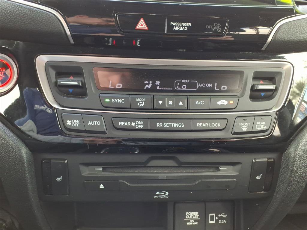 Used 2021 Honda Pilot Touring image 22