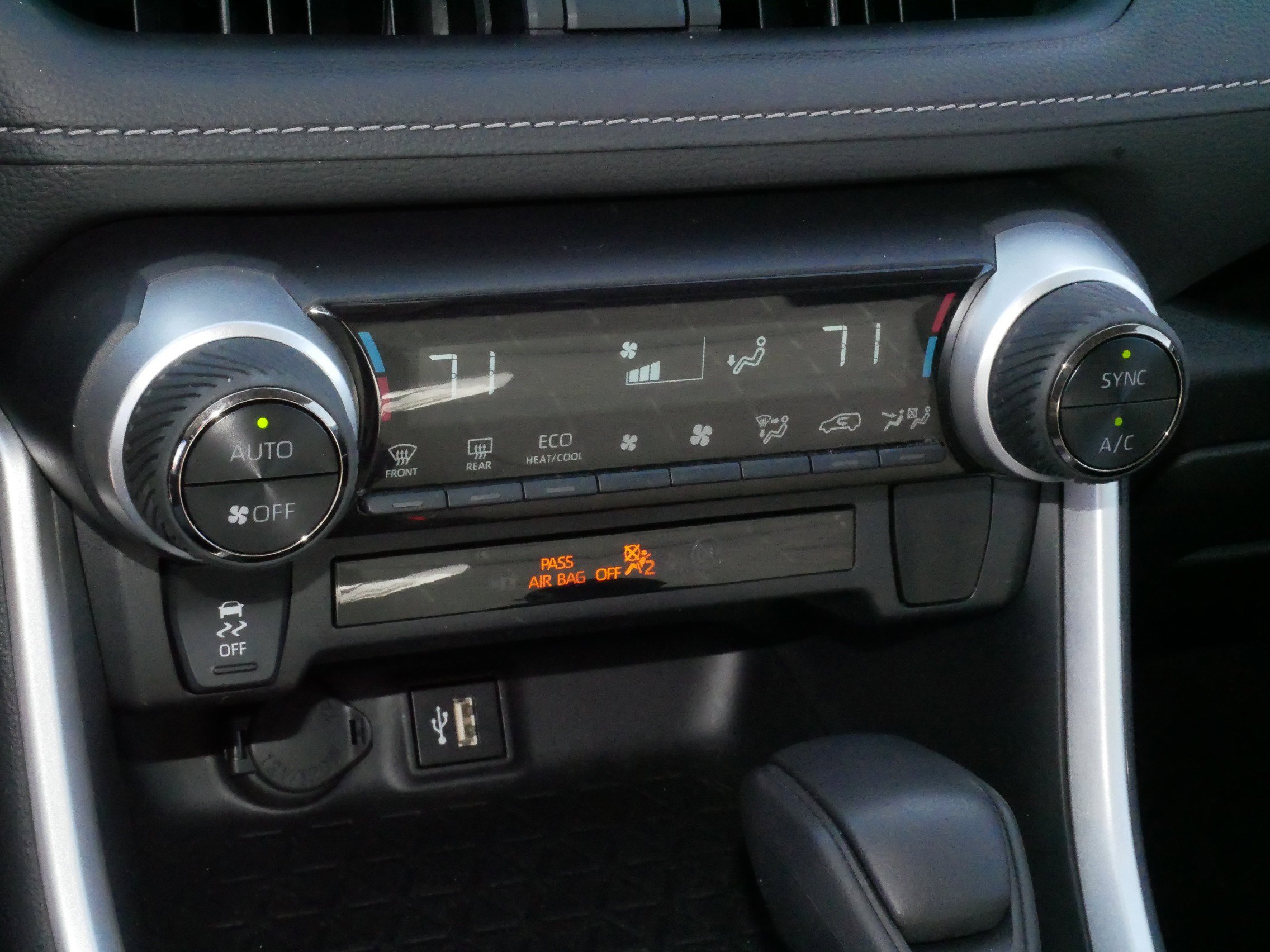 Certified 2024 Toyota RAV4 XLE image 23