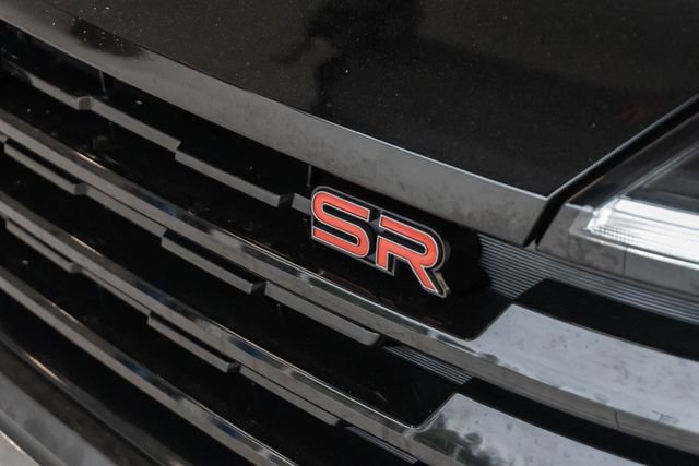 Used 2025 Nissan Kicks SR image 9