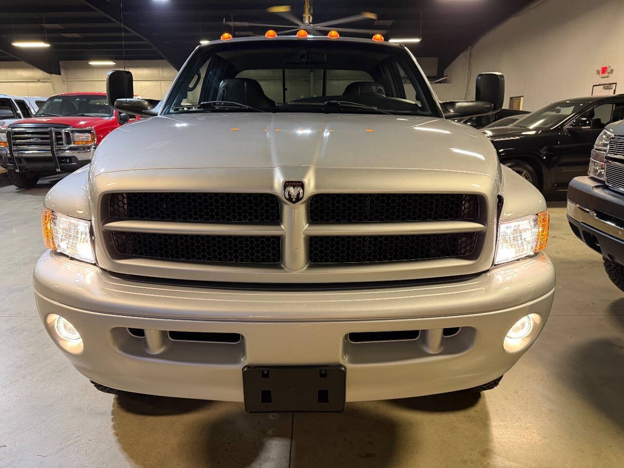 Used 2001 Dodge Ram 3500 Truck 4x4 Quad Cab image 15