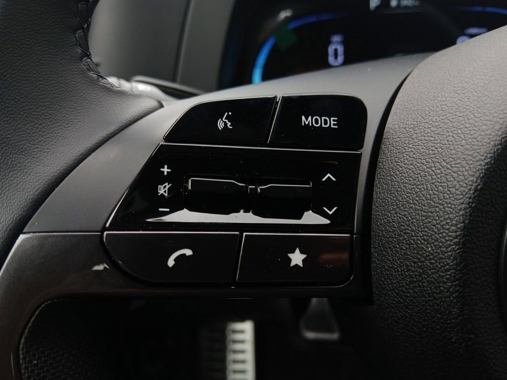 New 2026 Hyundai Elantra Sport FWD image 16