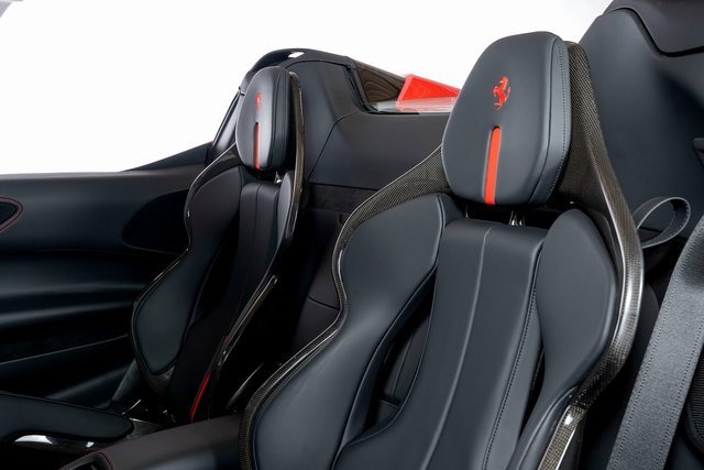 Used 2024 Ferrari SF90 Spider image 21