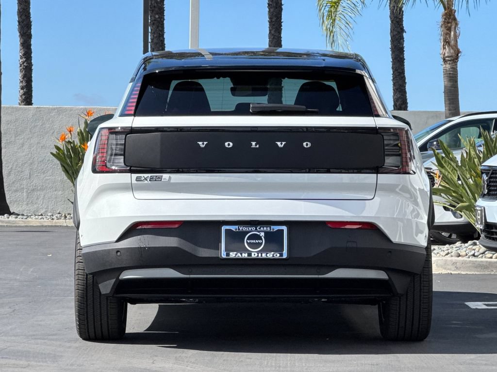 New 2026 Volvo EX30 Cross Country Ultra AWD/4WD image 4