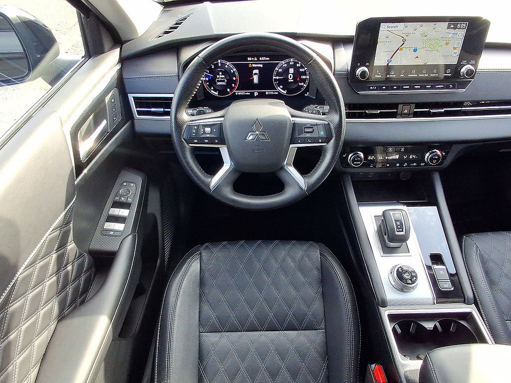 Used 2024 Mitsubishi Outlander SEL AWD/4WD image 27