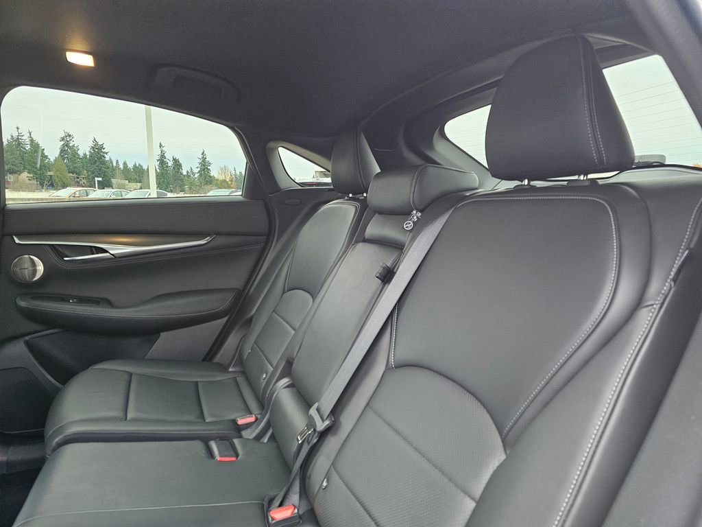 Certified 2023 INFINITI QX55 Essential image 28