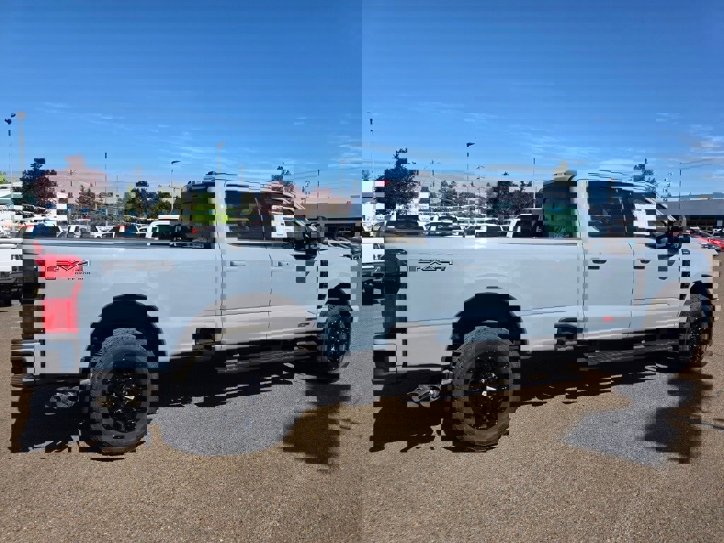 New 2025 Ford F350 Lariat w/ Lariat Ultimate Package image 28