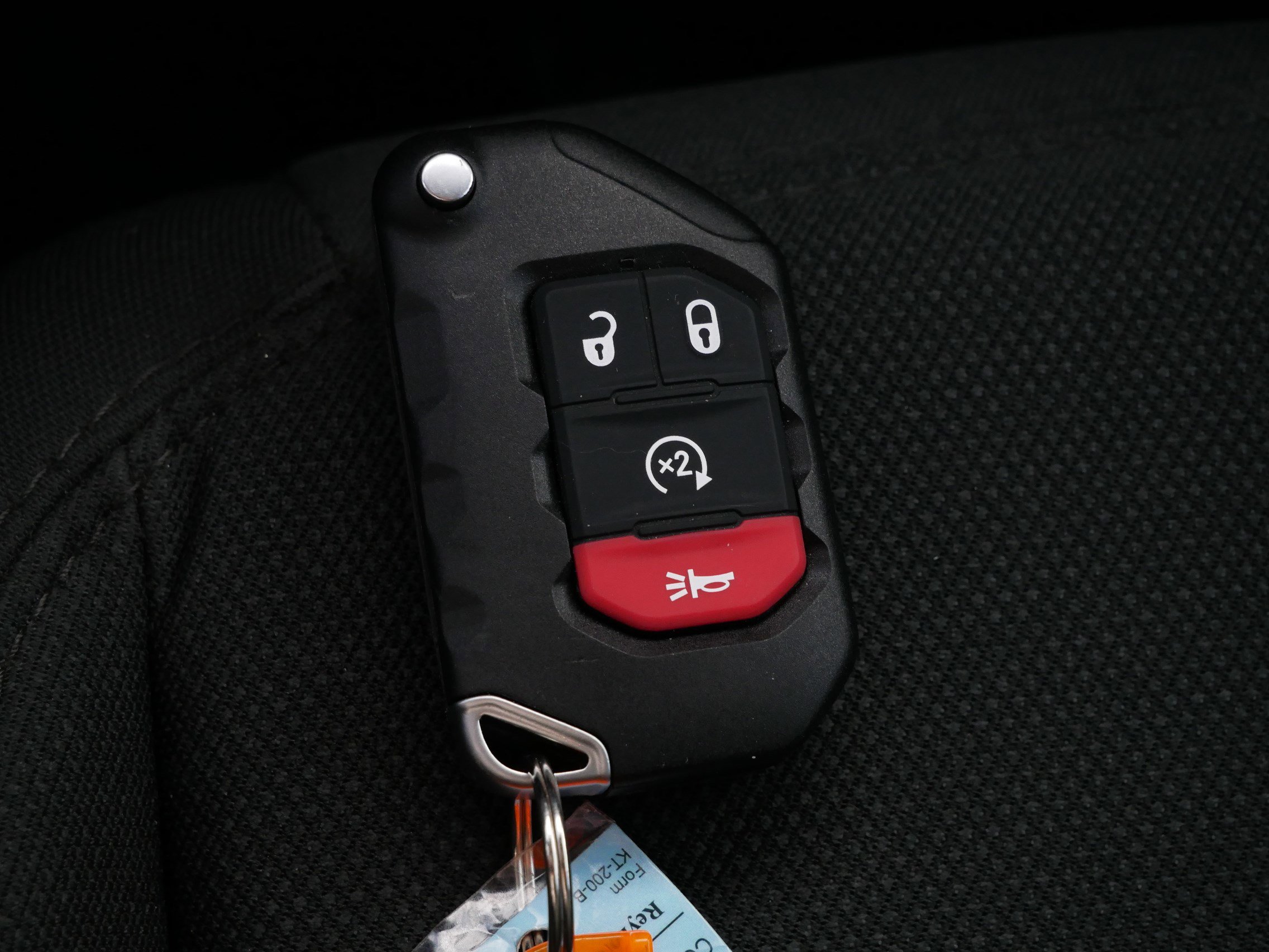 Used 2021 Jeep Wrangler Unlimited Sahara w/ Uconnect 4C Nav & Sound Group AWD/4WD image 30