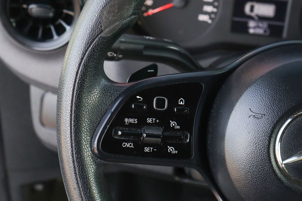 Used 2019 Mercedes-Benz Sprinter 2500 image 27