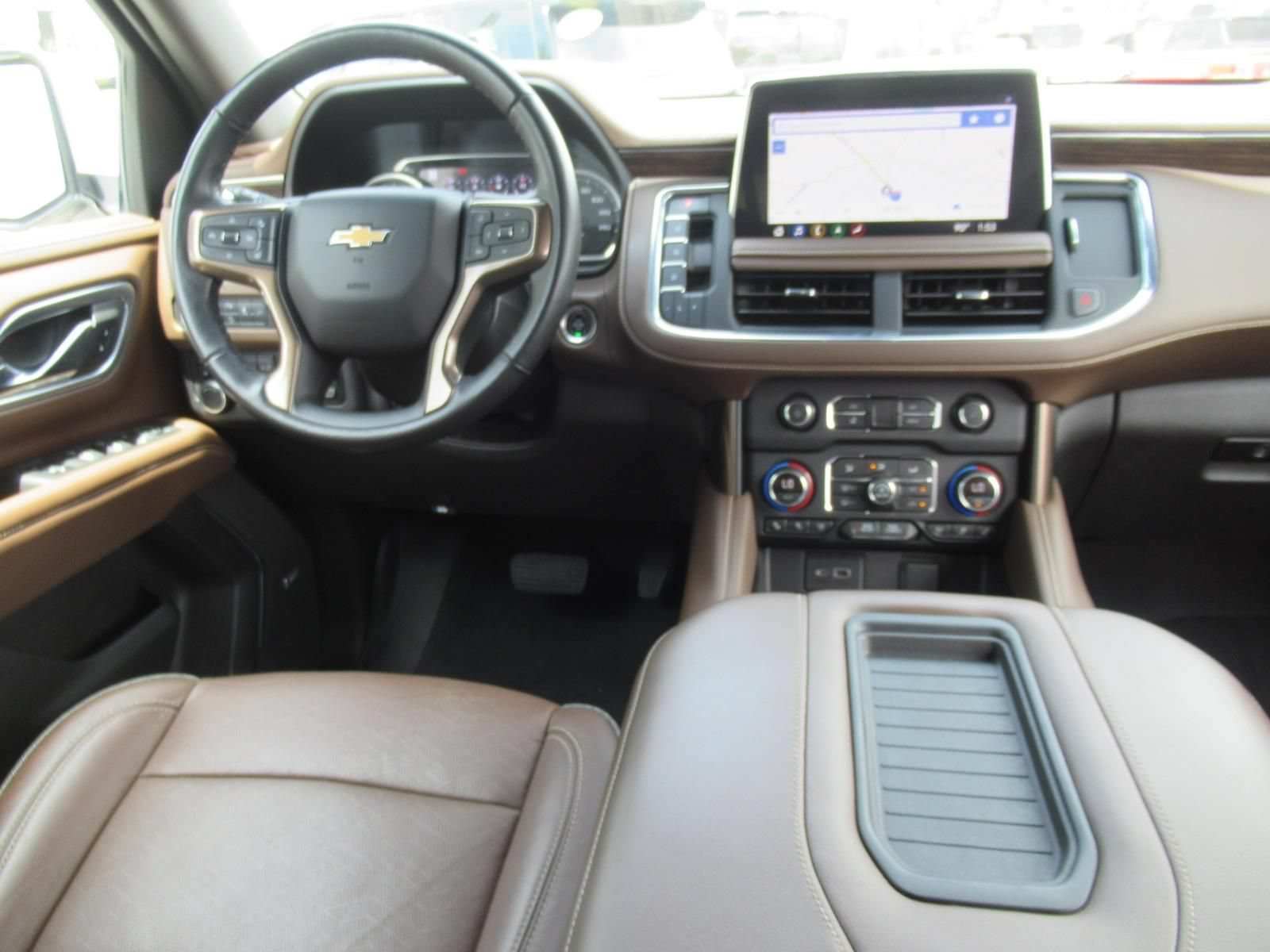 Used 2021 Chevrolet Tahoe High Country w/ Premium Package AWD/4WD image 13